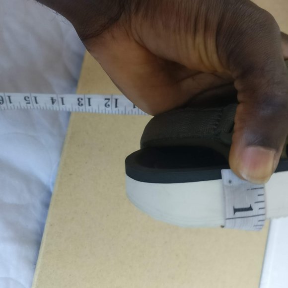 TEVA Military Green Classic Universal Barefoot Sandal 40/Women9us/7uk - Picture 9 of 16